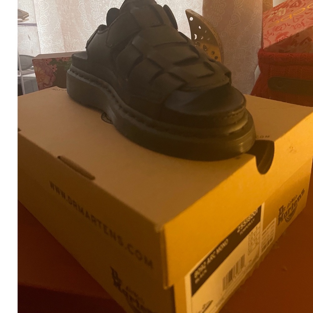 Black dr. Martens in great condition and only used once